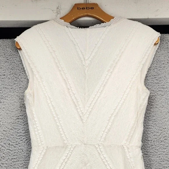 Bailey 44 Cream Chevron Lace V-Neck Sheath Dress Small Made in USA - Picture 13 of 15